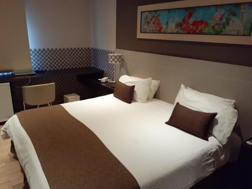 Bagu Grand Crucero Hotel